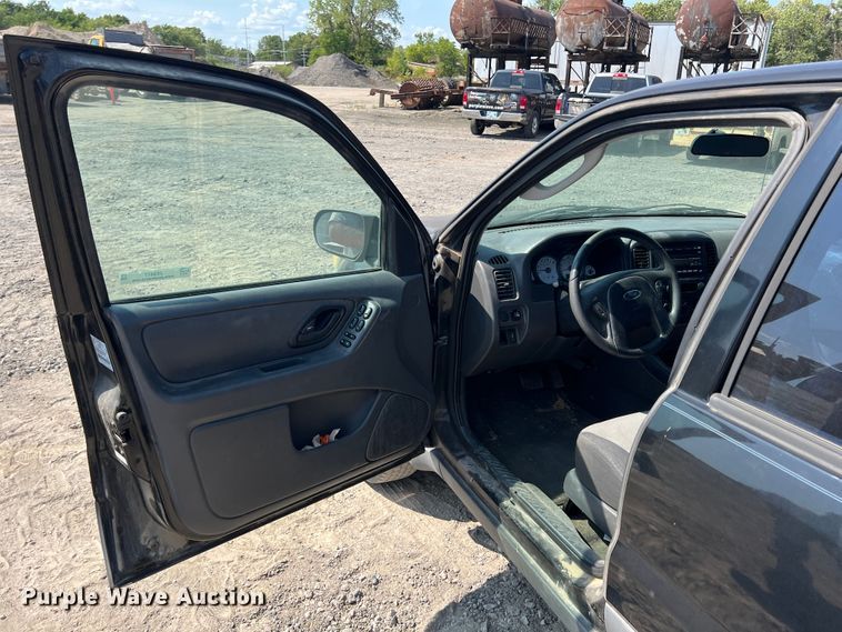 image for item JX9417 2007 Ford Escape  SUV