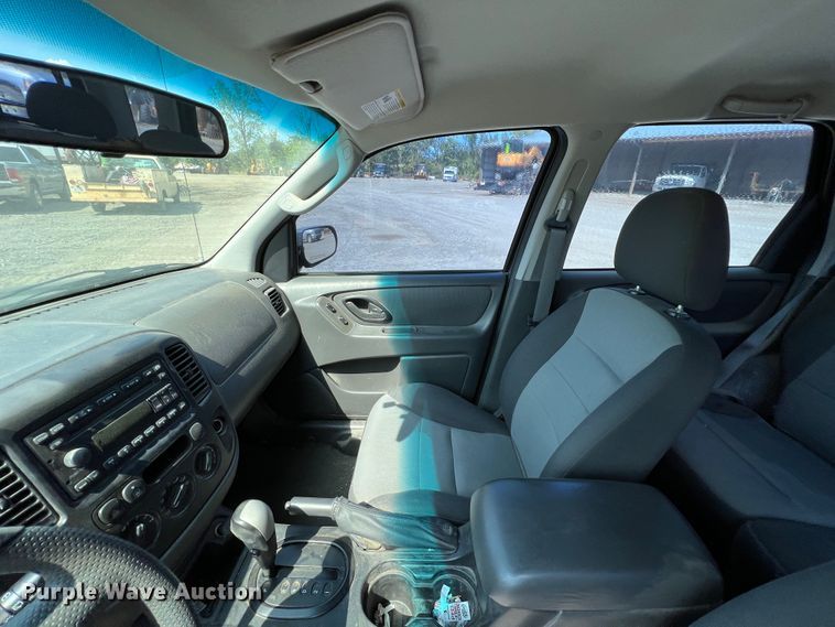 image for item JX9417 2007 Ford Escape  SUV