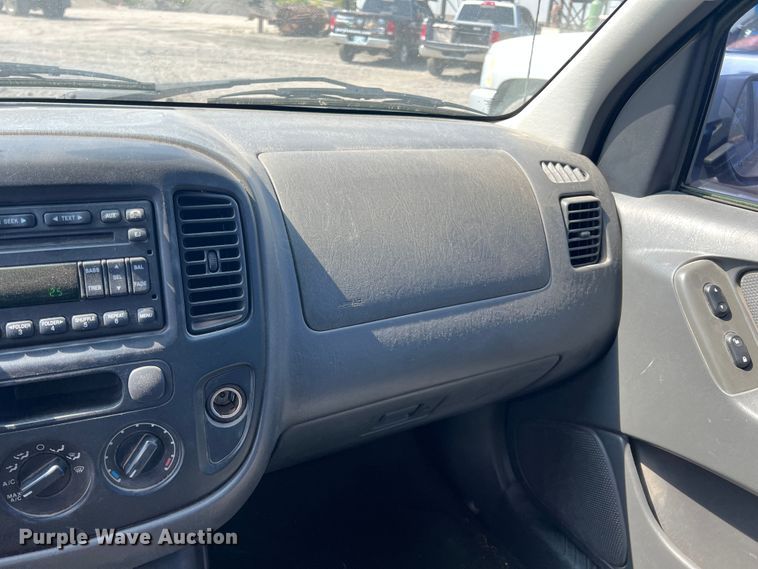 image for item JX9417 2007 Ford Escape  SUV