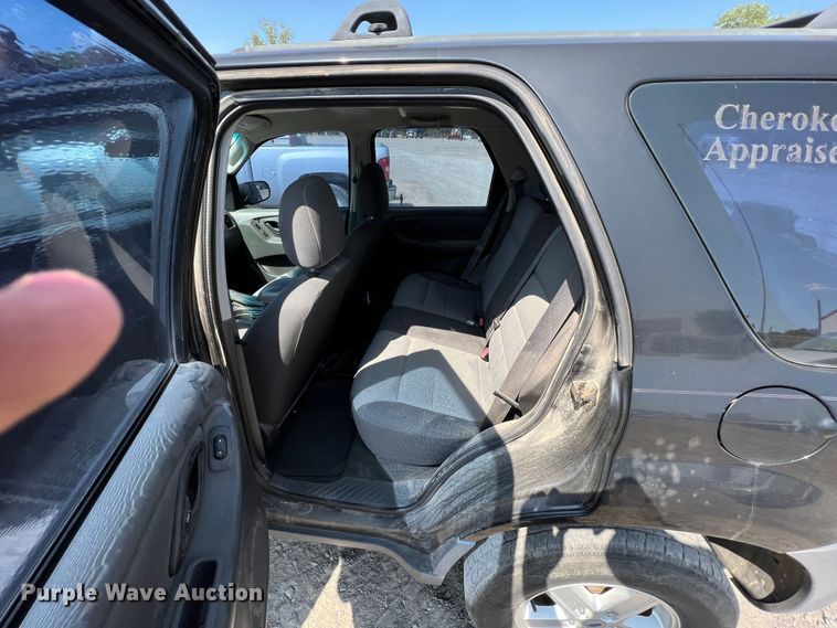 image for item JX9417 2007 Ford Escape  SUV