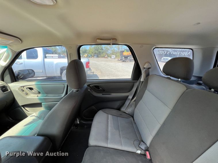 image for item JX9417 2007 Ford Escape  SUV