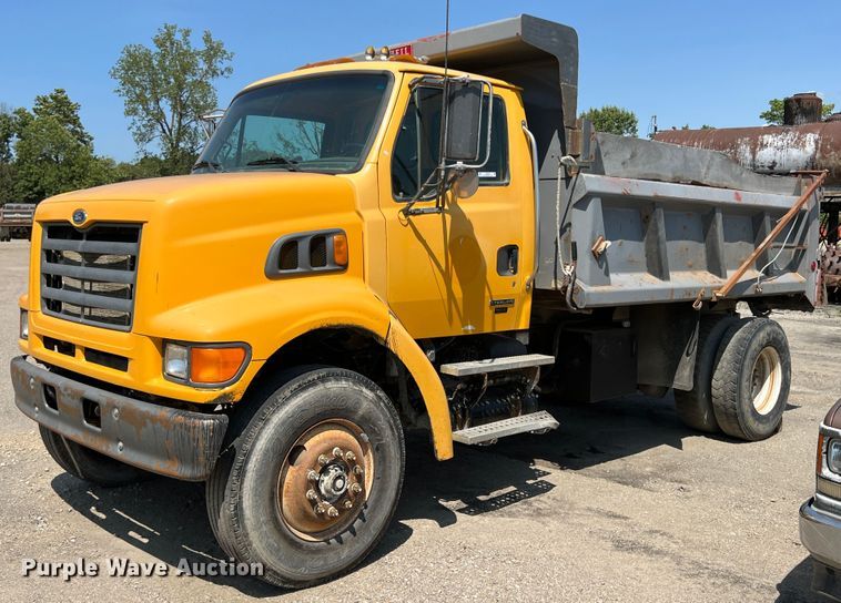 image for item JX9418 2006 Sterling L7500  dump truck