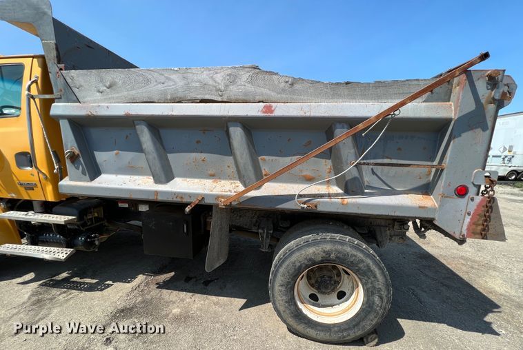 image for item JX9418 2006 Sterling L7500  dump truck