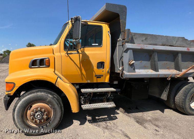 image for item JX9418 2006 Sterling L7500  dump truck