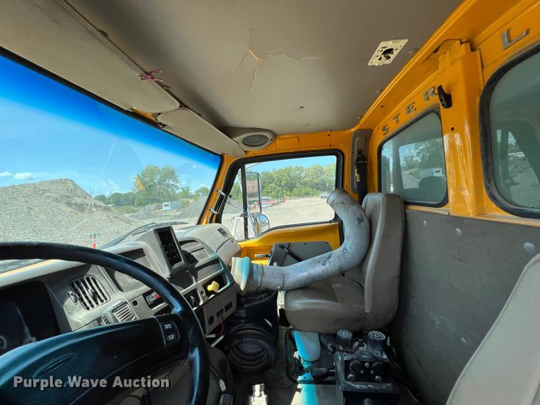 image for item JX9418 2006 Sterling L7500  dump truck