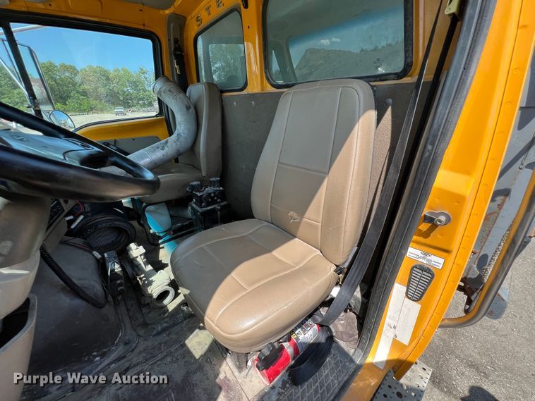 image for item JX9418 2006 Sterling L7500  dump truck