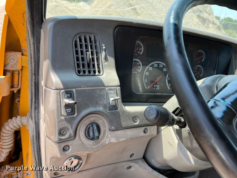 image for item JX9418 2006 Sterling L7500  dump truck