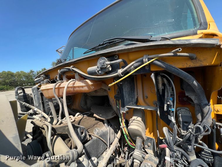 image for item JX9418 2006 Sterling L7500  dump truck