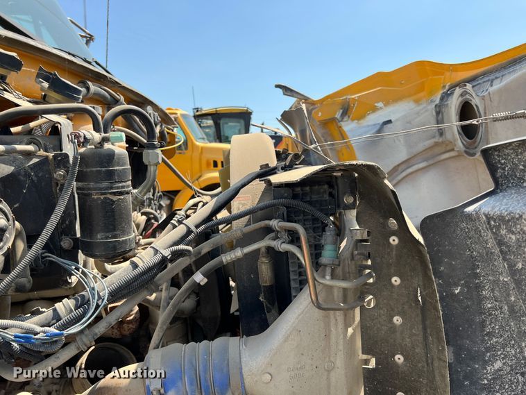 image for item JX9418 2006 Sterling L7500  dump truck