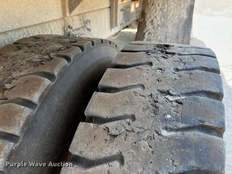 image for item JX9418 2006 Sterling L7500  dump truck