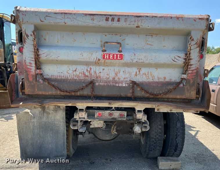 image for item JX9420 2006 Sterling L7500  dump truck