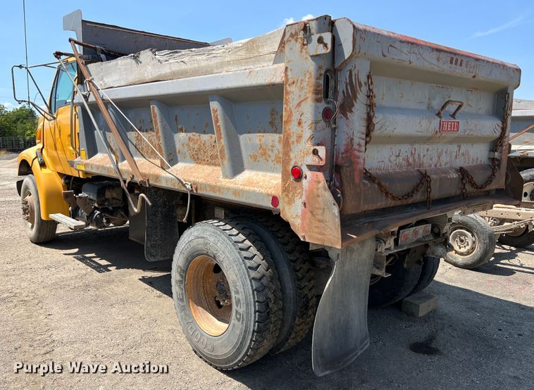 image for item JX9420 2006 Sterling L7500  dump truck