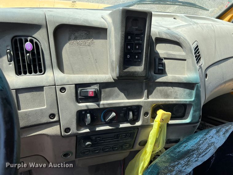 image for item JX9420 2006 Sterling L7500  dump truck