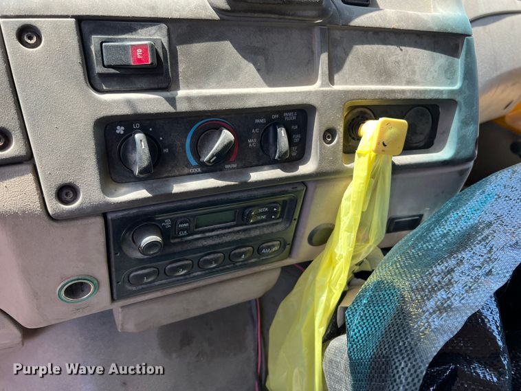 image for item JX9420 2006 Sterling L7500  dump truck