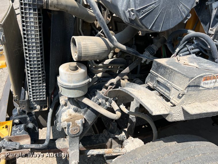 image for item JX9420 2006 Sterling L7500  dump truck