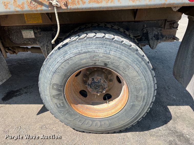 image for item JX9420 2006 Sterling L7500  dump truck