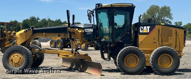 image for item JX9422 2011 Caterpillar 120M  motor grader