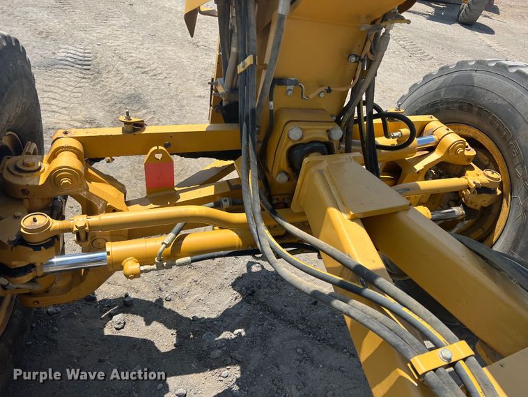 image for item JX9422 2011 Caterpillar 120M  motor grader