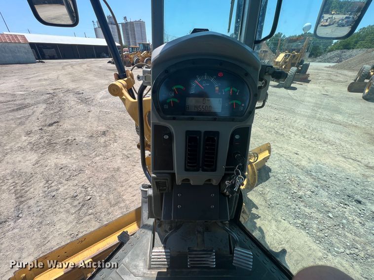 image for item JX9422 2011 Caterpillar 120M  motor grader