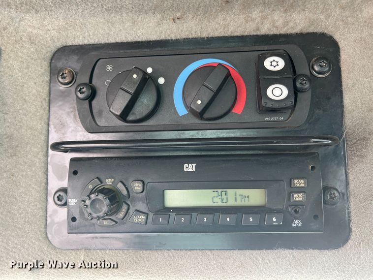 image for item JX9422 2011 Caterpillar 120M  motor grader