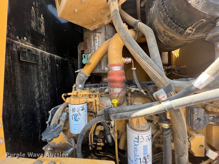 image for item JX9422 2011 Caterpillar 120M  motor grader