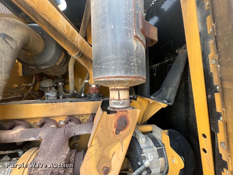 image for item JX9422 2011 Caterpillar 120M  motor grader