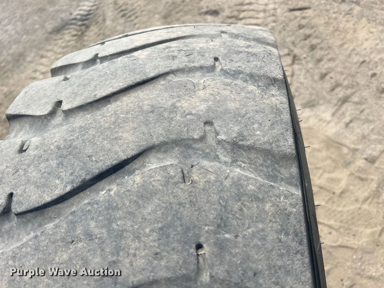 image for item JX9422 2011 Caterpillar 120M  motor grader