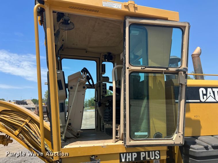 image for item JX9423 2007 Caterpillar 12H  motor grader