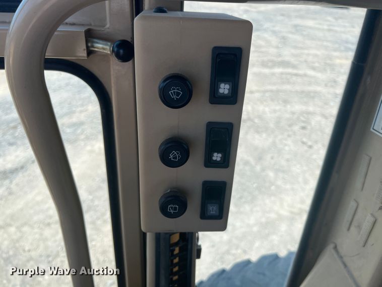 image for item JX9423 2007 Caterpillar 12H  motor grader