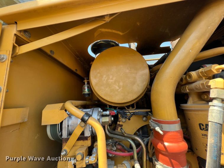 image for item JX9423 2007 Caterpillar 12H  motor grader