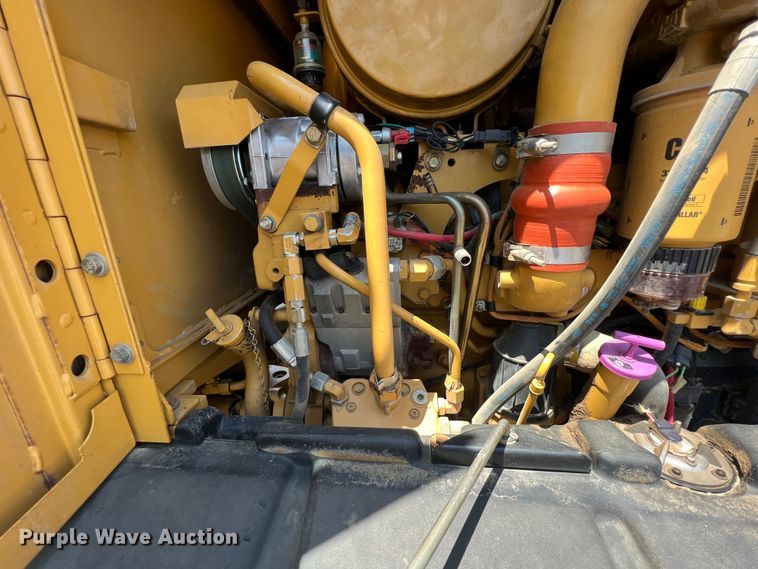 image for item JX9423 2007 Caterpillar 12H  motor grader