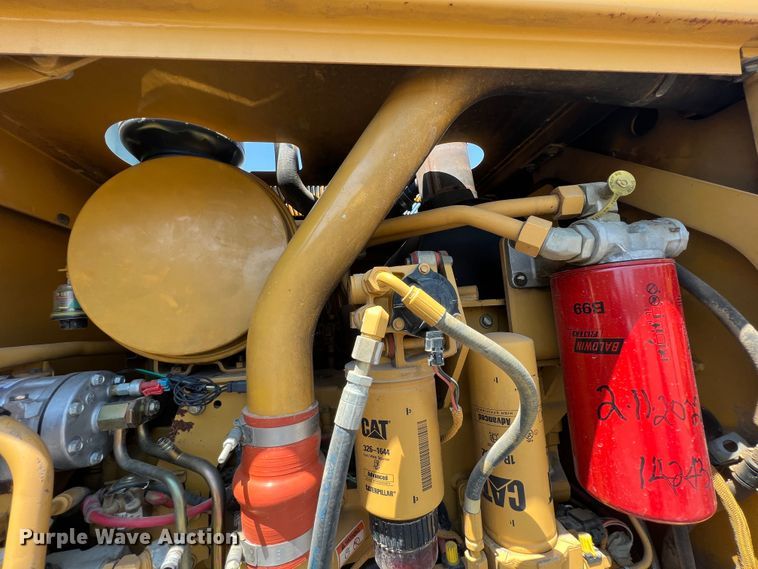 image for item JX9423 2007 Caterpillar 12H  motor grader