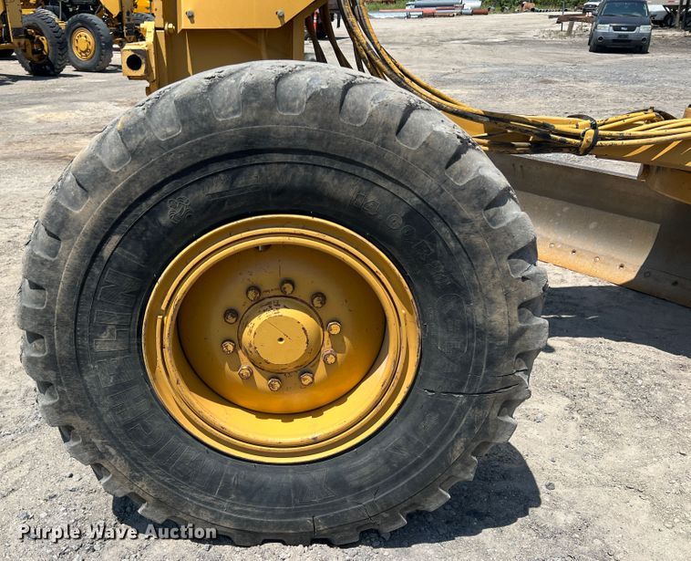 image for item JX9423 2007 Caterpillar 12H  motor grader