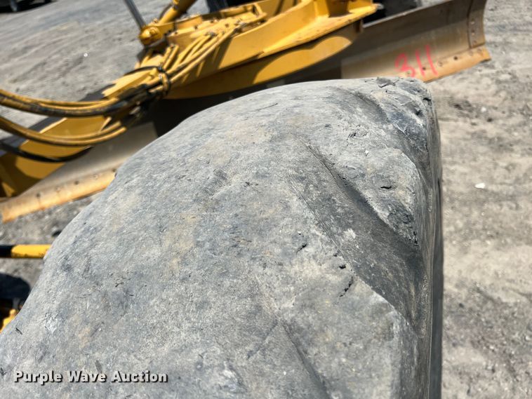 image for item JX9423 2007 Caterpillar 12H  motor grader