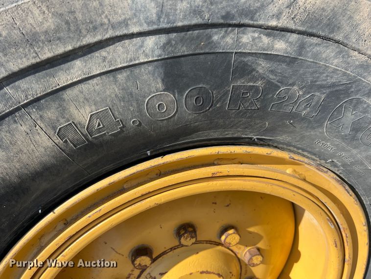 image for item JX9423 2007 Caterpillar 12H  motor grader