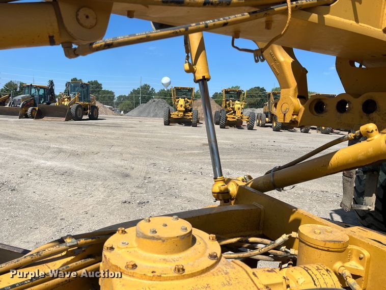 image for item JX9428 2007 Caterpillar 12H  motor grader