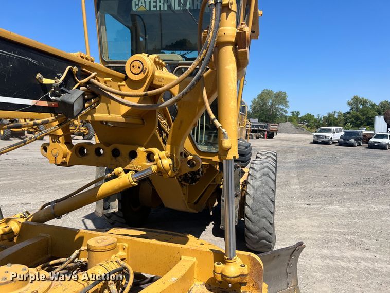 image for item JX9428 2007 Caterpillar 12H  motor grader