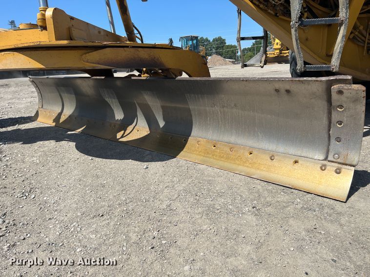 image for item JX9428 2007 Caterpillar 12H  motor grader