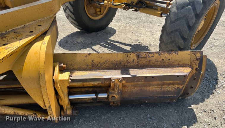 image for item JX9428 2007 Caterpillar 12H  motor grader