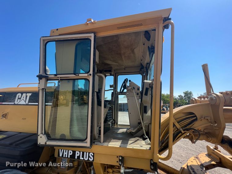 image for item JX9428 2007 Caterpillar 12H  motor grader