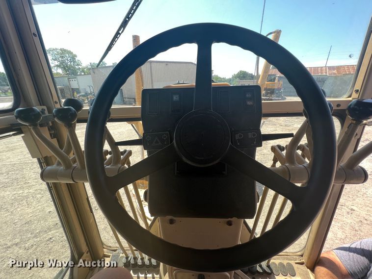 image for item JX9428 2007 Caterpillar 12H  motor grader