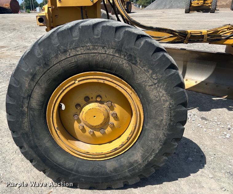 image for item JX9428 2007 Caterpillar 12H  motor grader