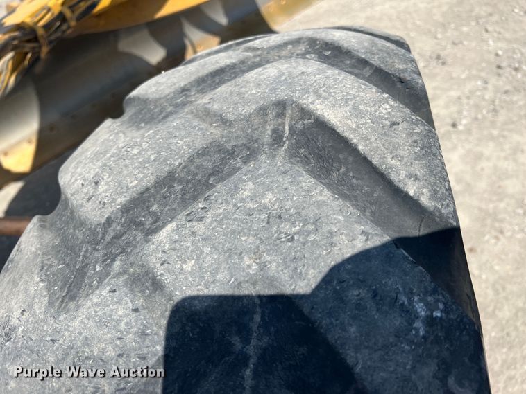 image for item JX9428 2007 Caterpillar 12H  motor grader