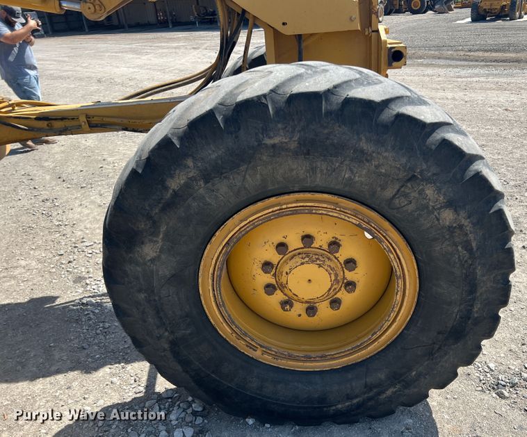 image for item JX9428 2007 Caterpillar 12H  motor grader