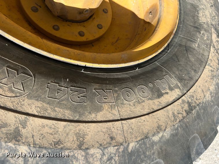 image for item JX9428 2007 Caterpillar 12H  motor grader