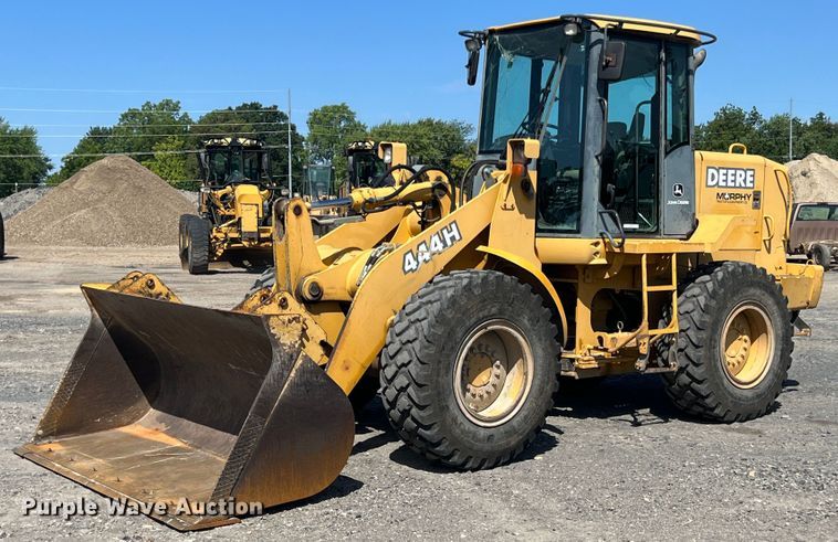 image for item JX9429 2002 John Deere 444H  wheel loader