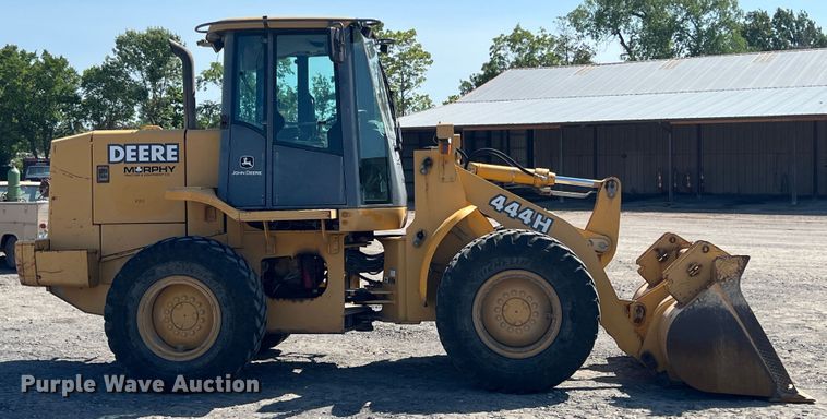 image for item JX9429 2002 John Deere 444H  wheel loader