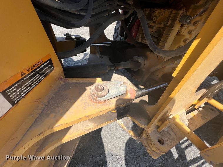 image for item JX9429 2002 John Deere 444H  wheel loader