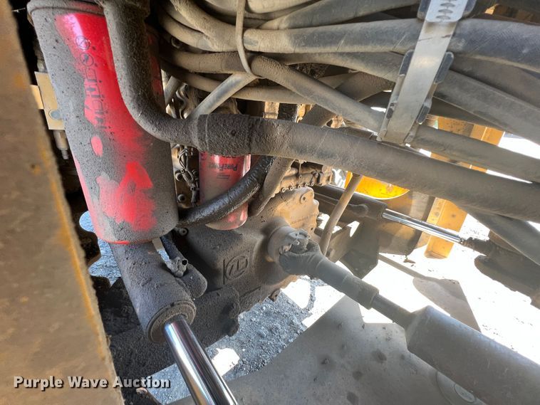 image for item JX9429 2002 John Deere 444H  wheel loader