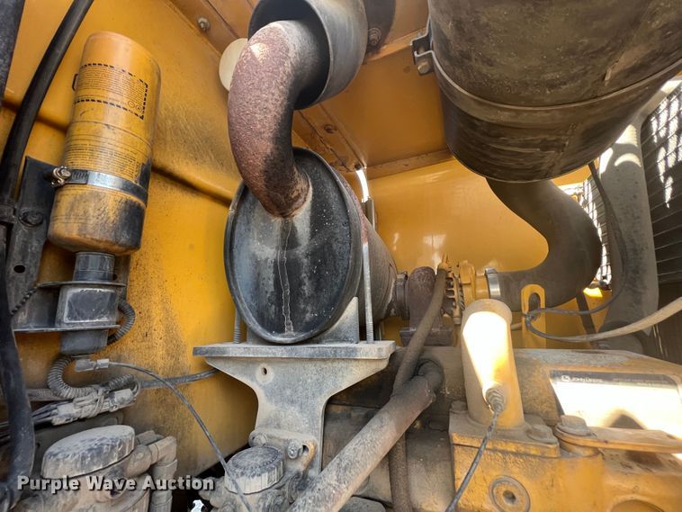 image for item JX9429 2002 John Deere 444H  wheel loader